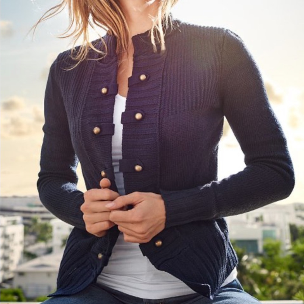 Venus sweater